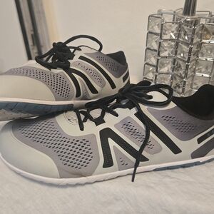 Men's Gray and Black Athletic Shoes